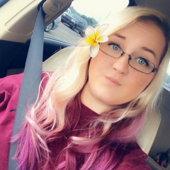 Meet your Posher, Shannon - Picture 1 of 1